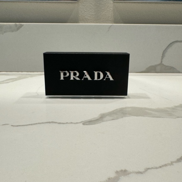Prada Logo Plaque - Picture 8 of 9